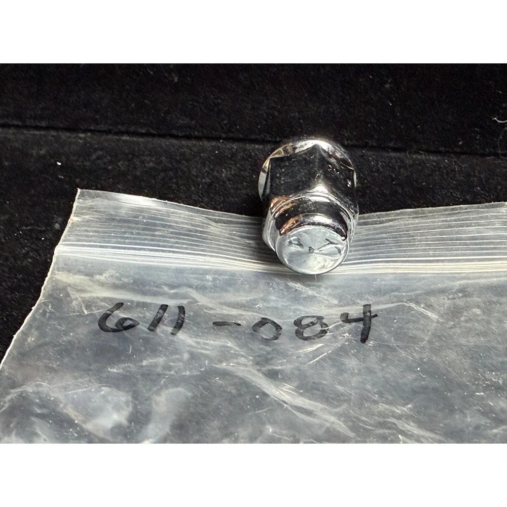 Dorman 611-084 Wheel Lug Nut M12-1.50 Chrome Hex Nut Acorn Bulb - Set of 5 Nuts